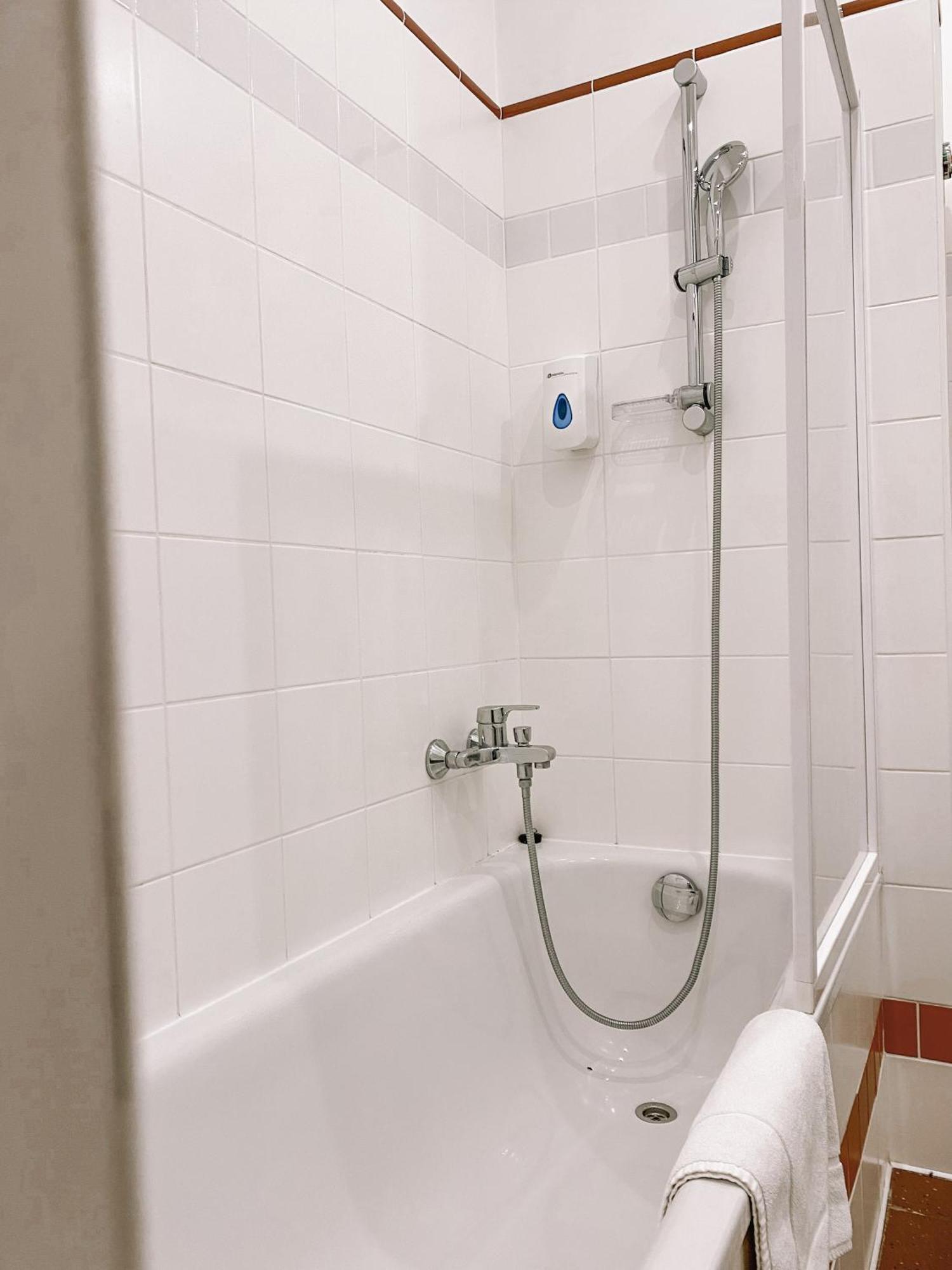 Riverside Apartments Thalia كارلوفي فاري الغرفة الصورة